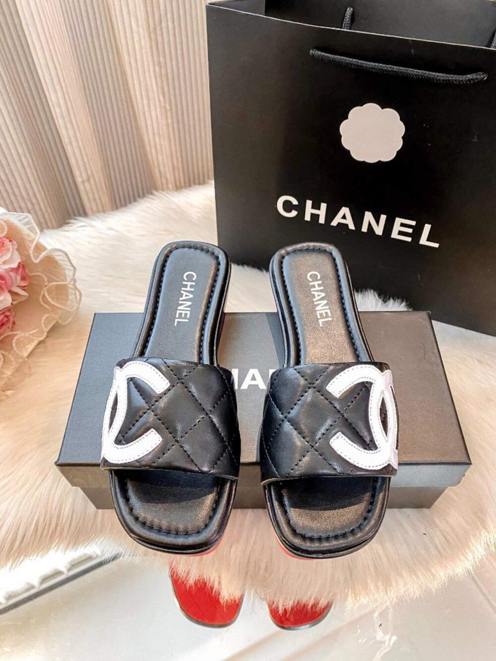 CHANEL Black Quilted Leather Slide Sandals with White CC Logo